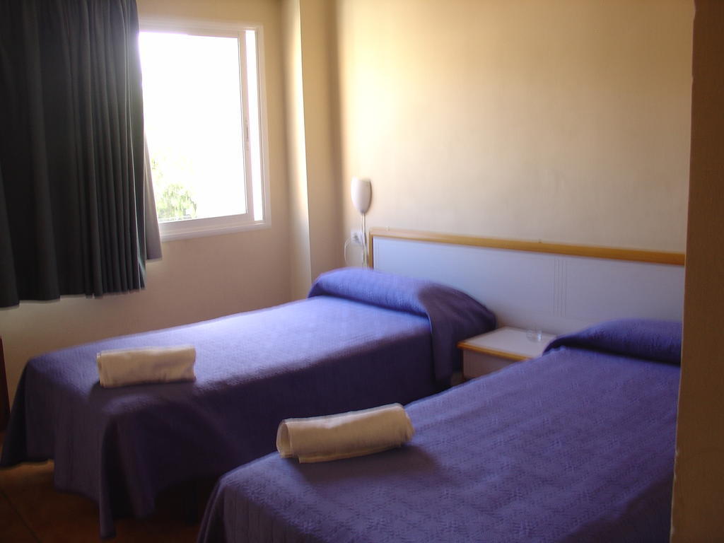 Pension Mova サンタクルスデテネリフェ 部屋 写真